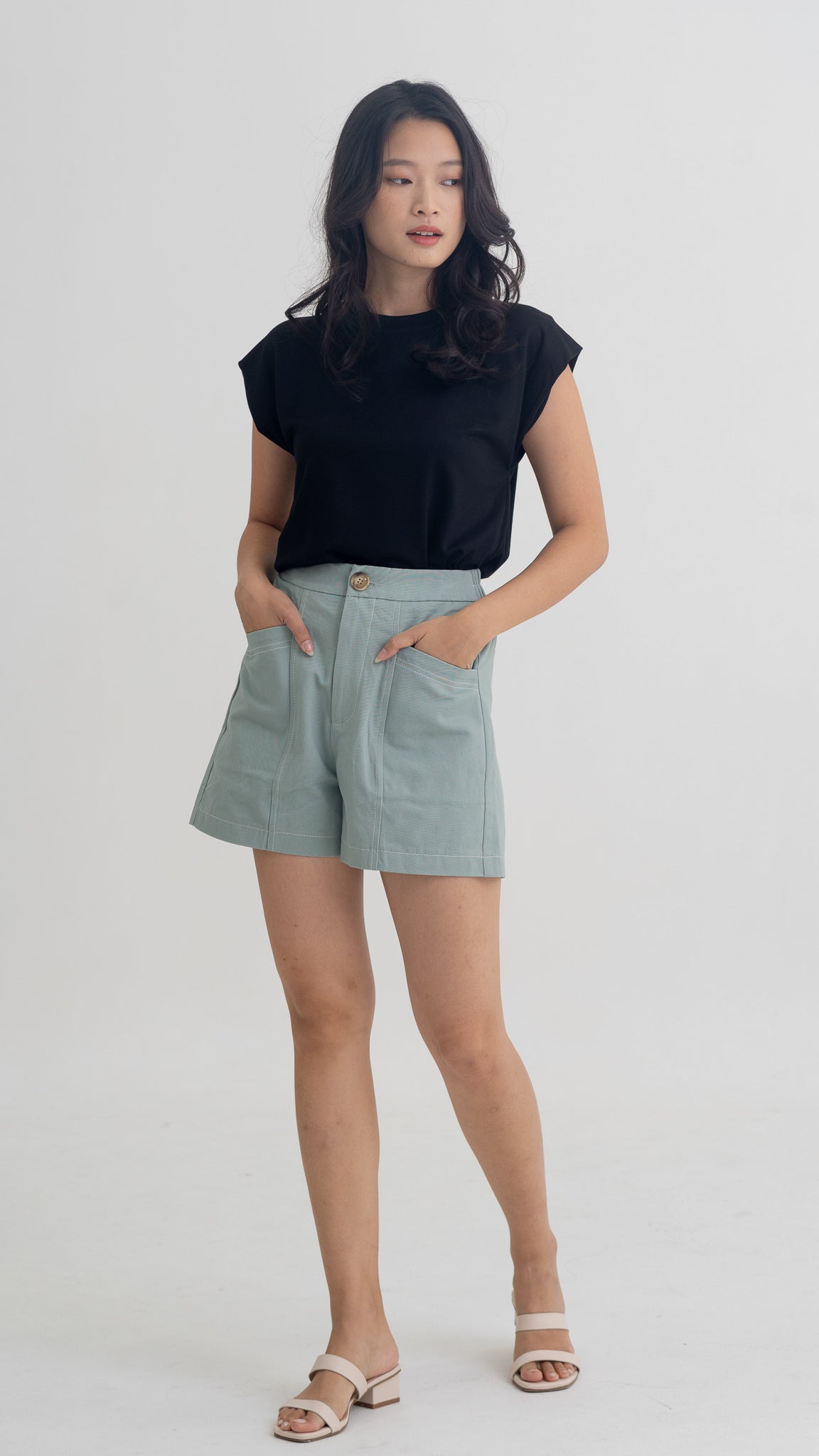 Oliver Elastic Waist Shorts in Green [ONLINE ONLY]