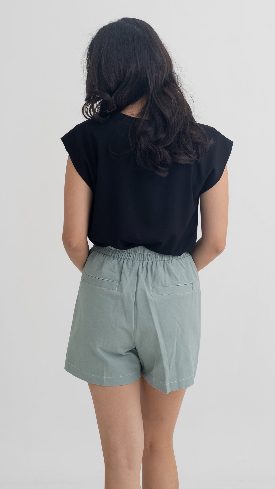 Oliver Elastic Waist Shorts in Green [ONLINE ONLY]