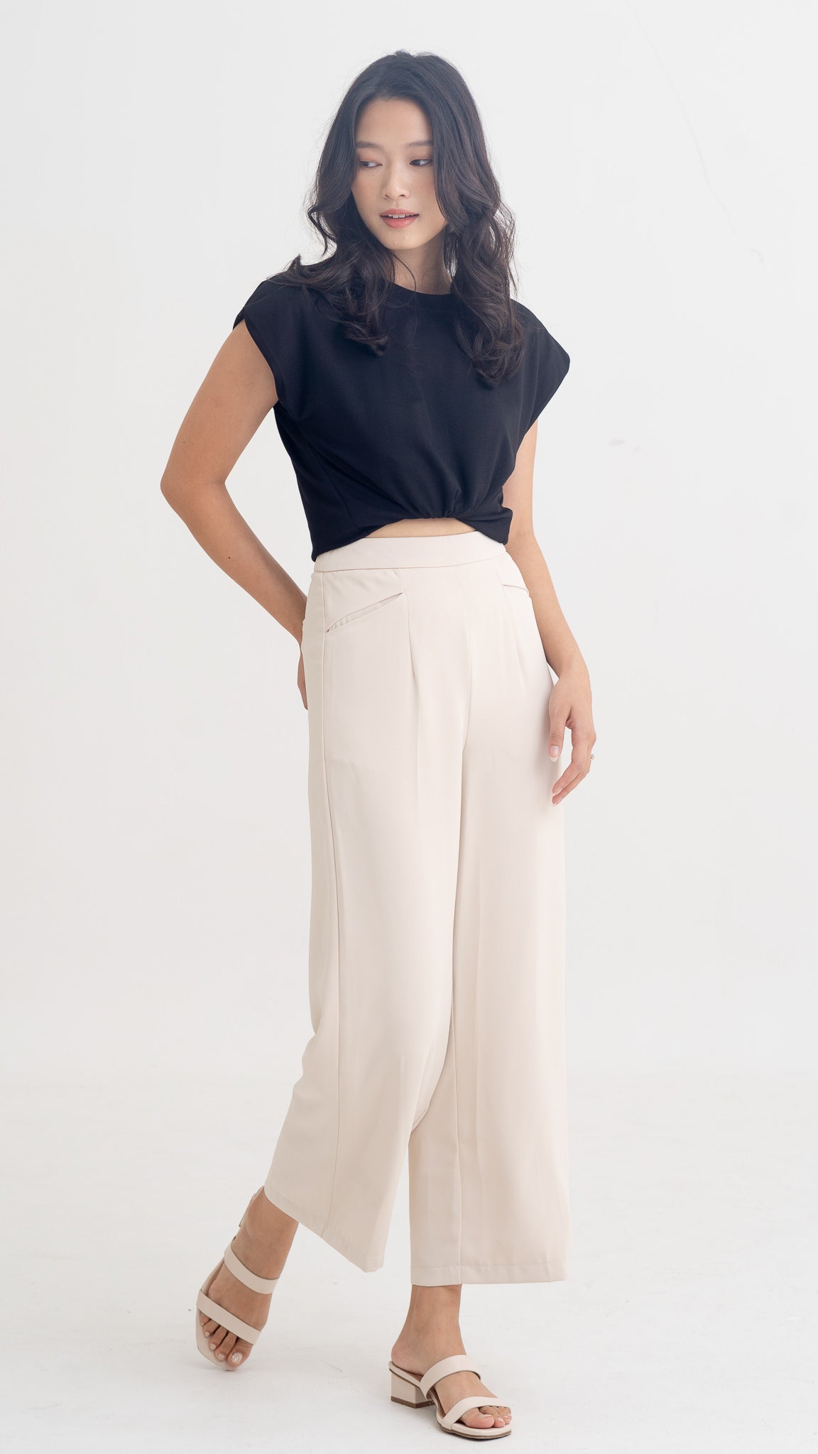 Allison Slit Pocket Pants in Beige [ONLINE ONLY]