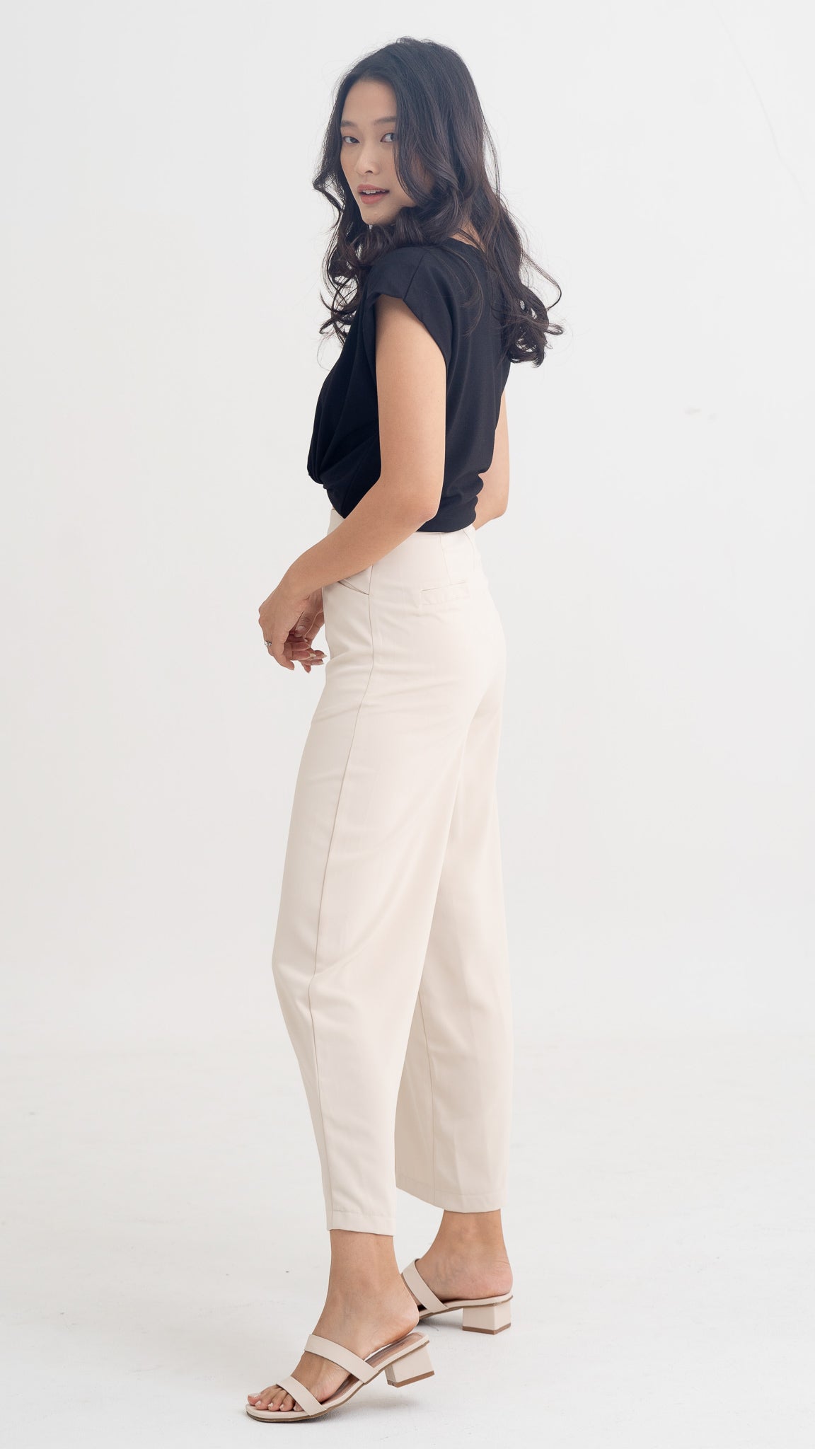 Allison Slit Pocket Pants in Beige [ONLINE ONLY]