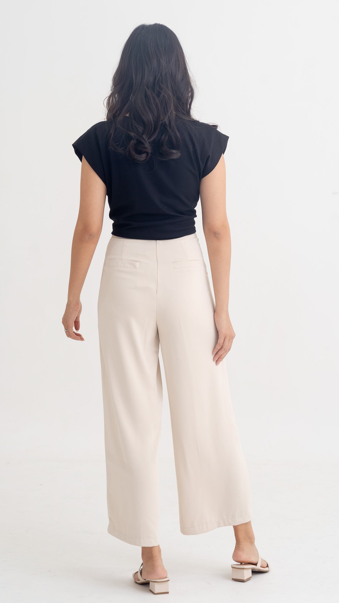 Allison Slit Pocket Pants in Beige [ONLINE ONLY]
