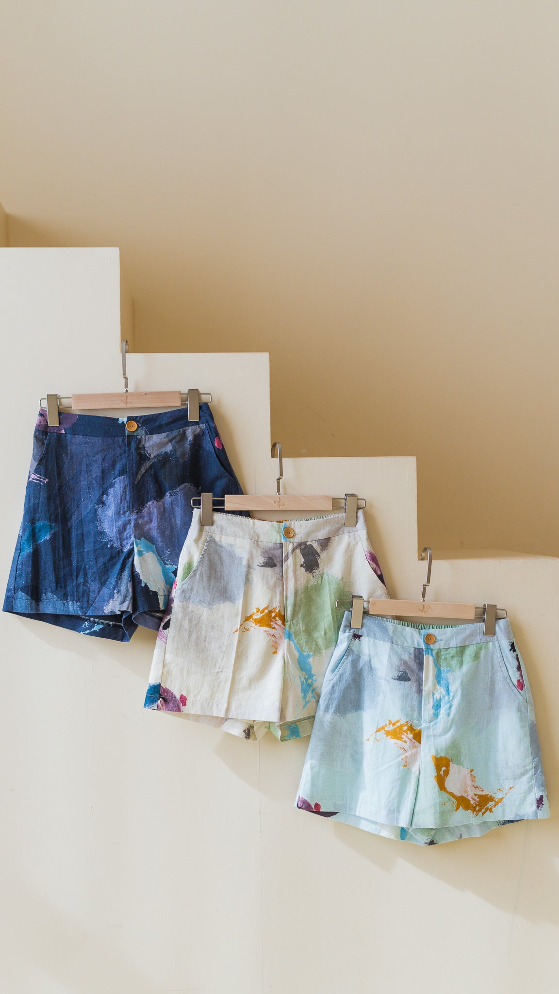 Life On A Canvas Linen Shorts in Navy