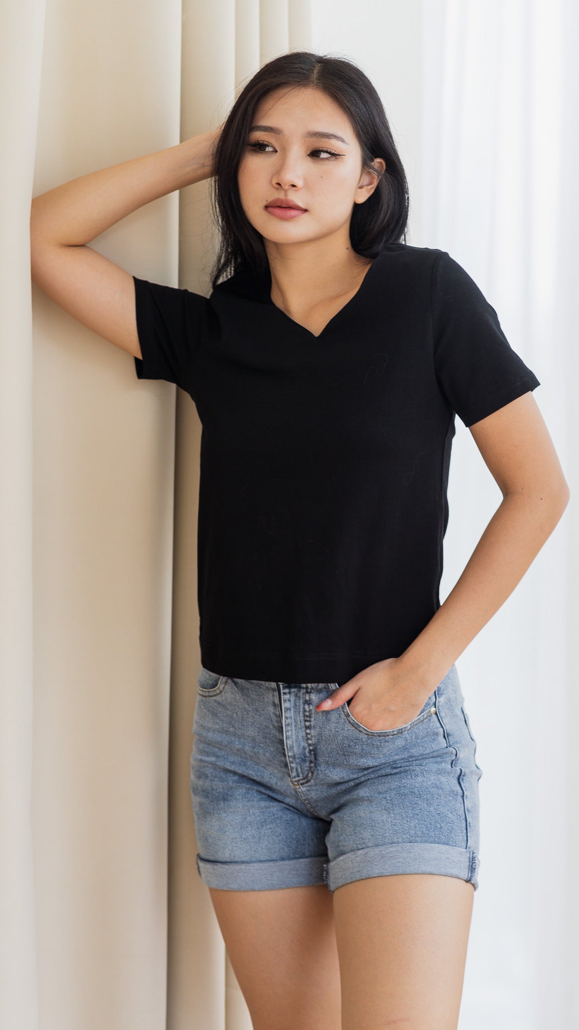 An Essential Two-way Tee in Black [ONLINE ONLY]