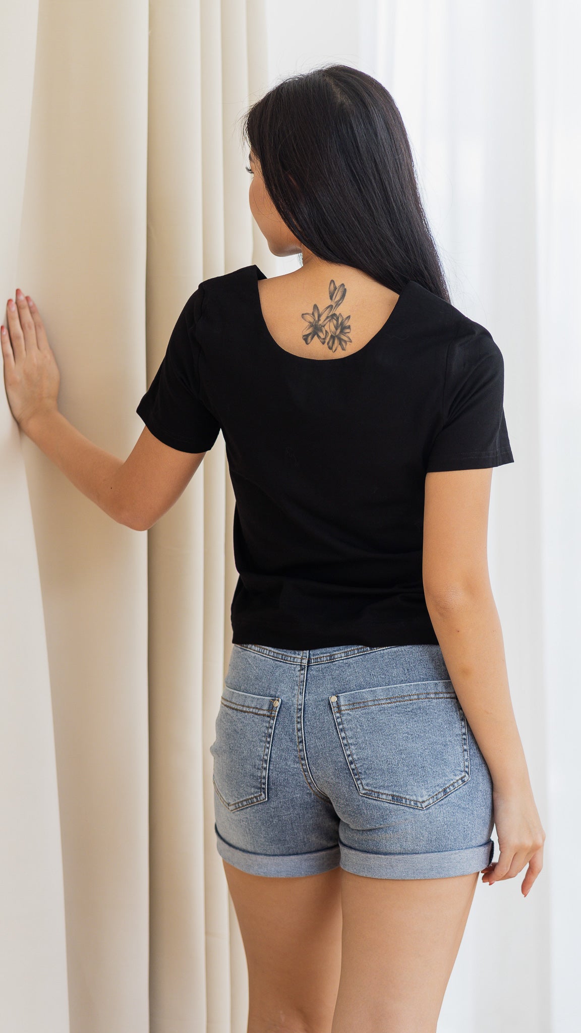 An Essential Two-way Tee in Black [ONLINE ONLY]