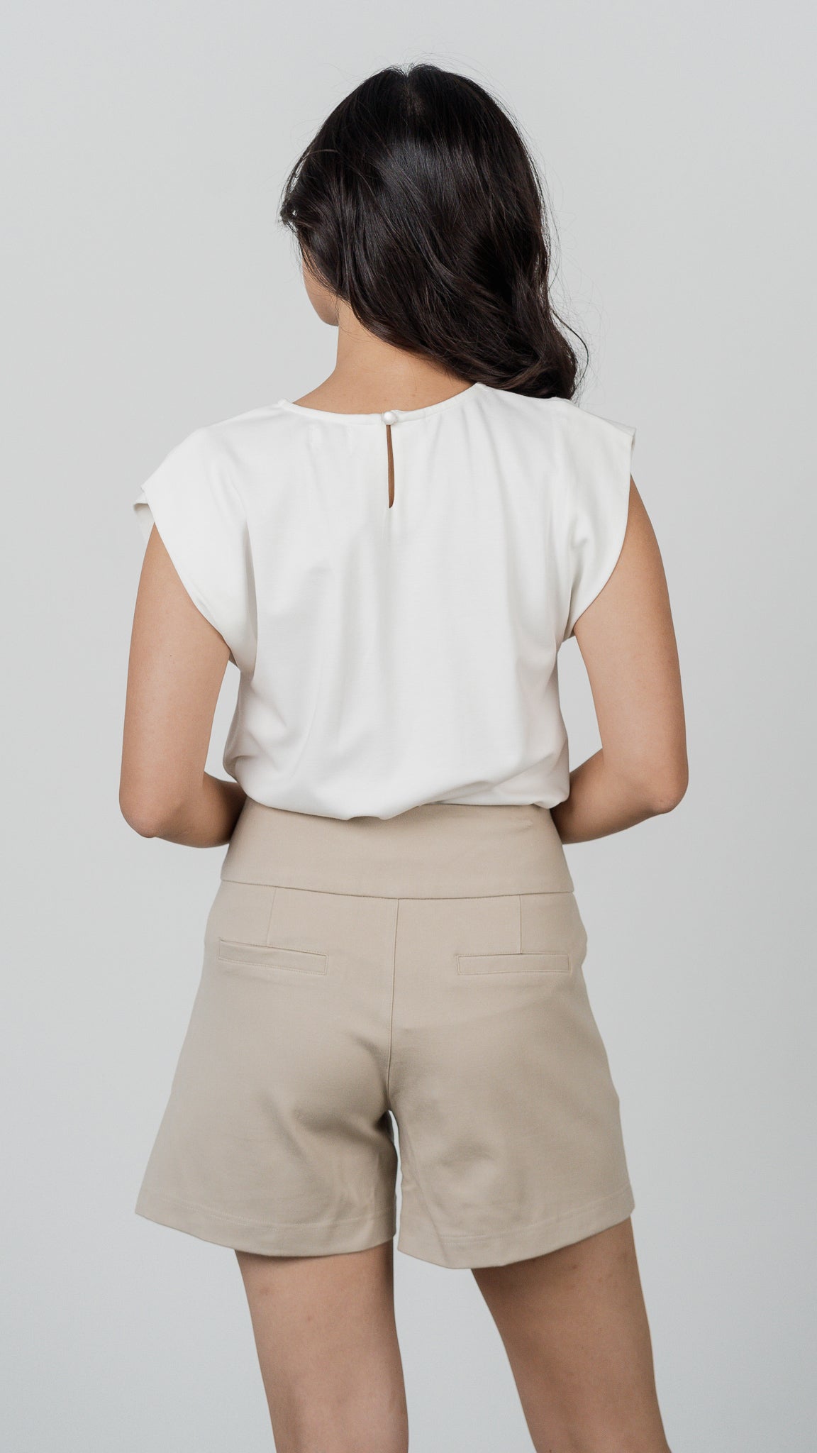 Everyday Basic Shorts in Beige [ONLINE ONLY]