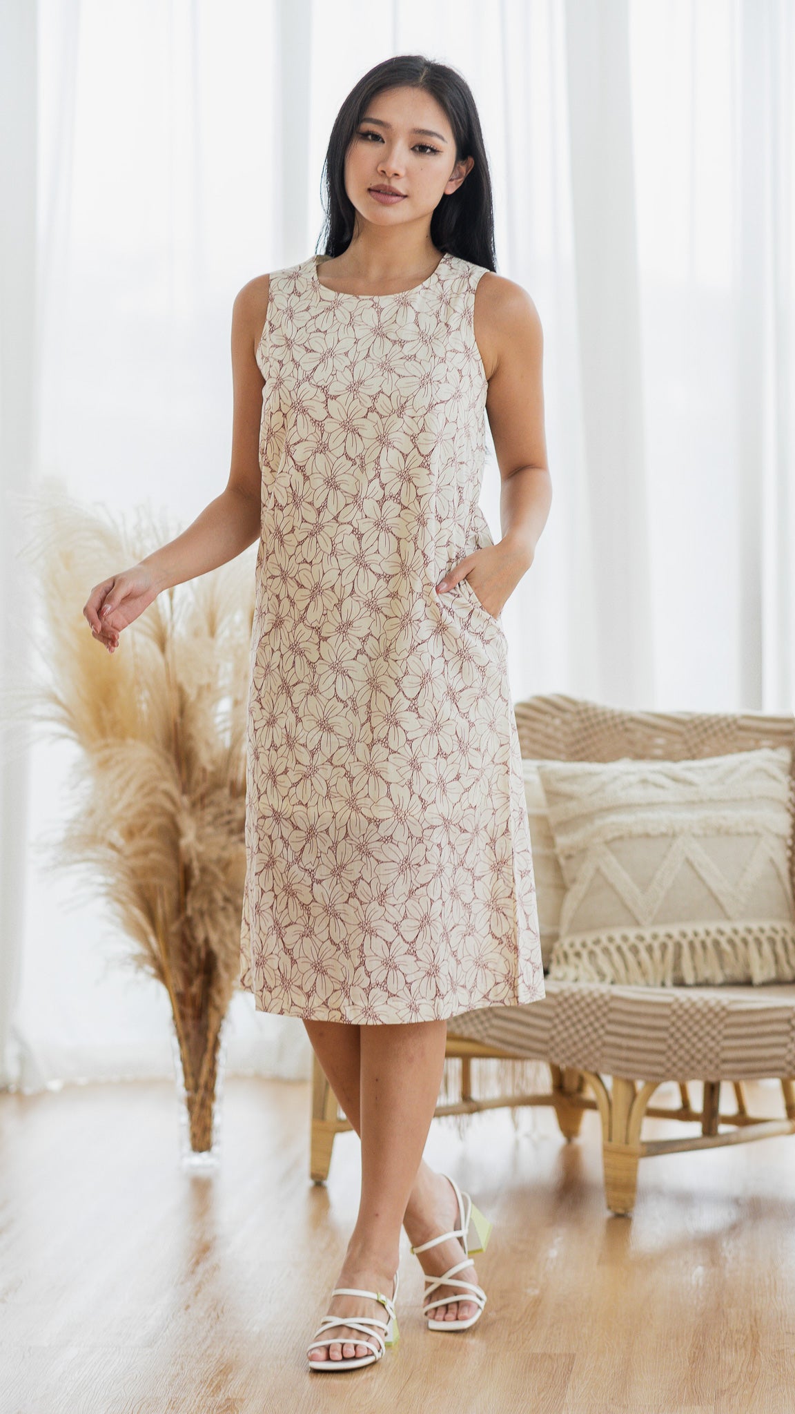 Take It Easy Botanical Print Dress in Maroon [ONLINE ONLY]