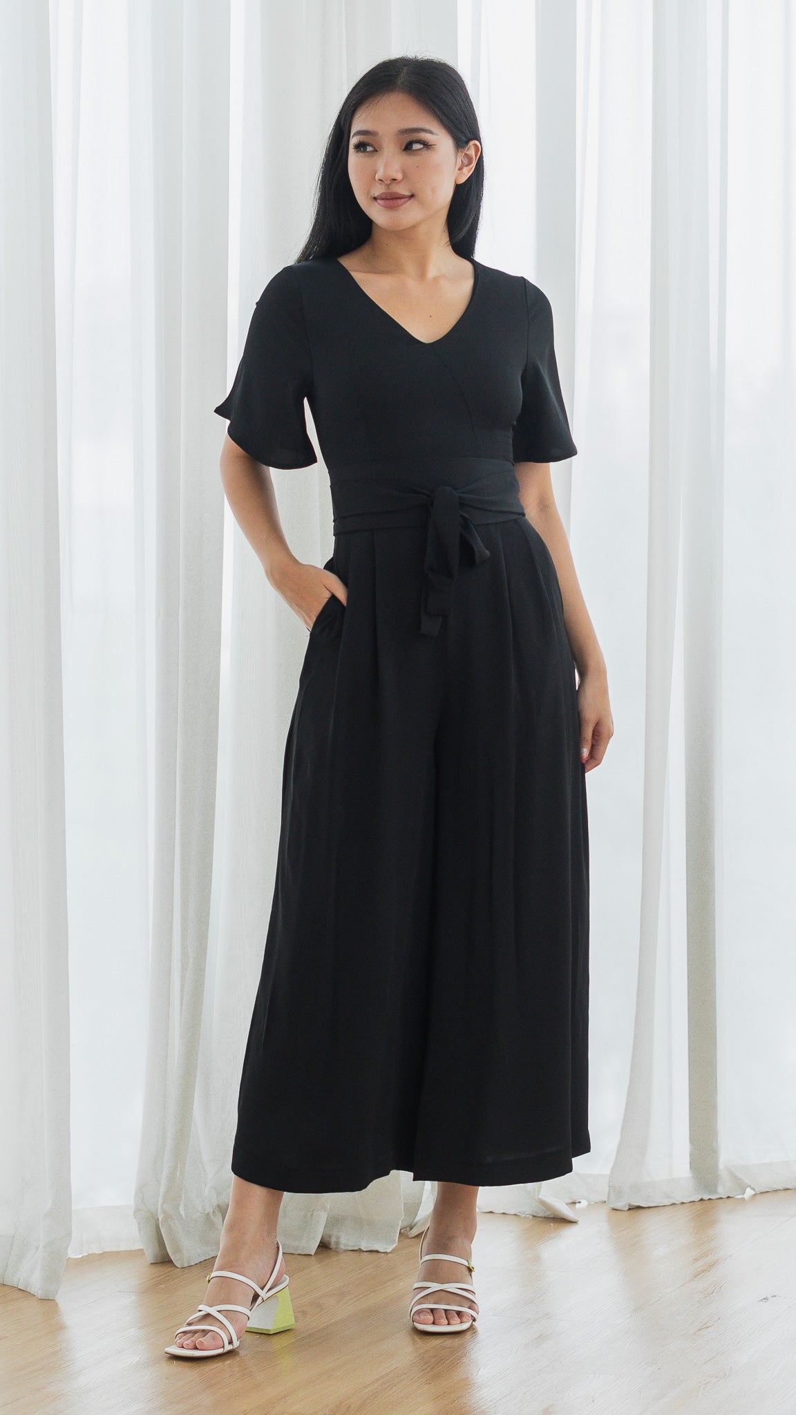 A Moment In Time Maxi Jumpsuit in Black [ONLINE ONLY]