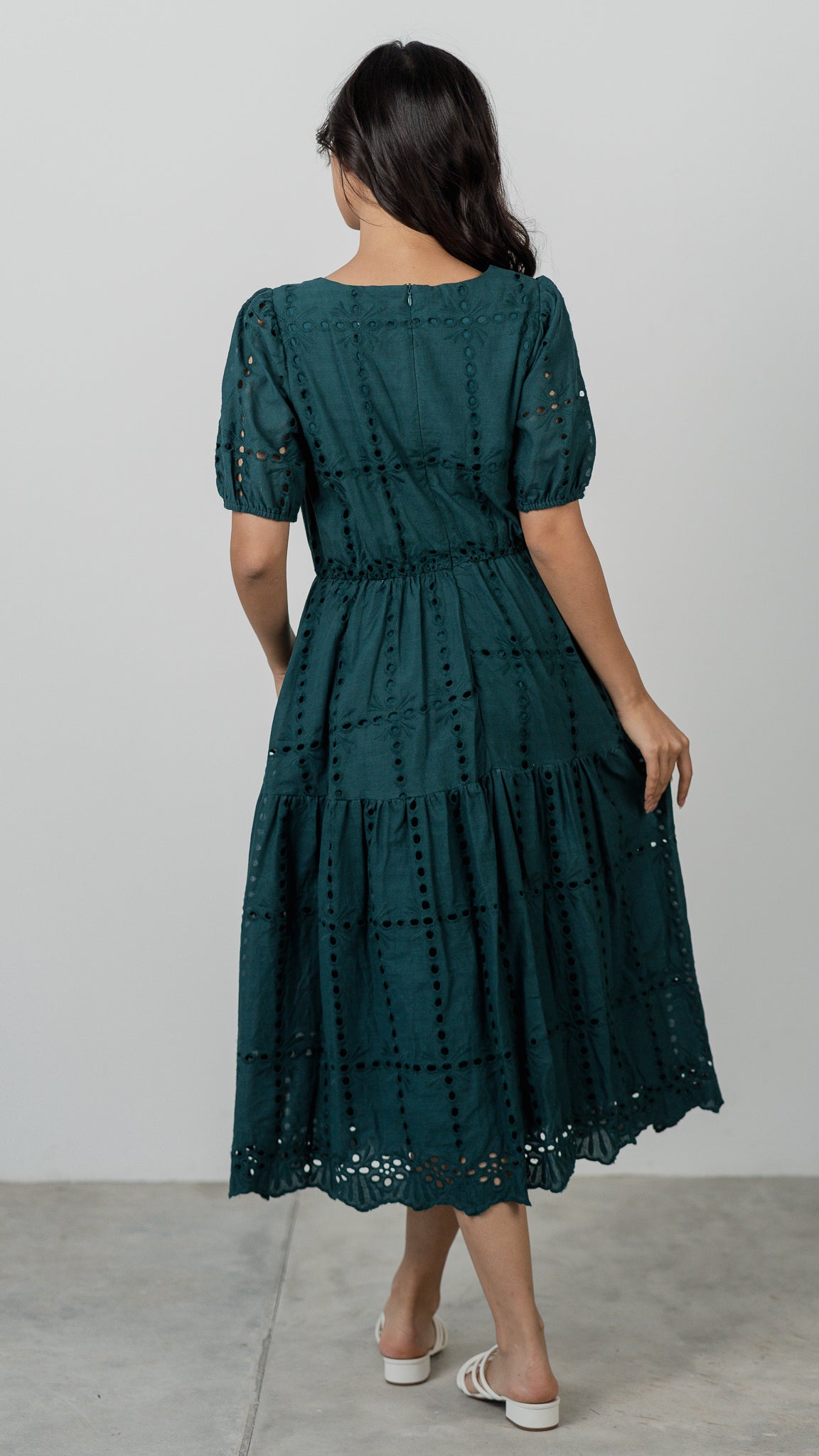 Sweet Disposition Broderie Dress in Forest [ONLINE ONLY]
